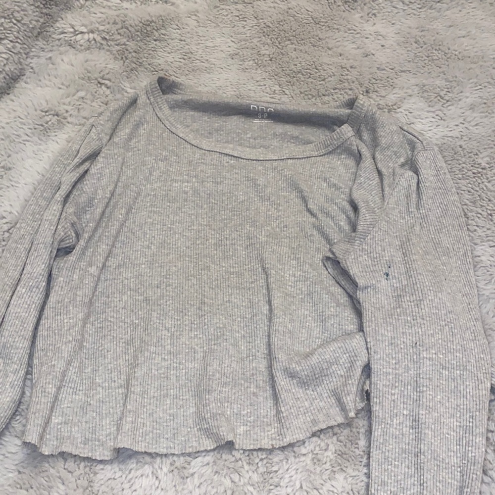 Light weight grey shirt